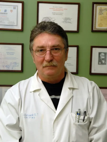 Портрет Олександра Григоровича Лисенка, хірурга-ендокринолога, кандидата медичних наук.